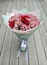 Букет цветов из:  Альстромерии в Поселке дома отдыха Бекасово