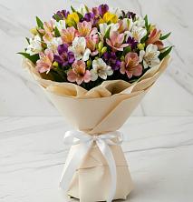Букет цветов из:  Альстромерии в Поселке дома отдыха Бекасово