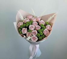 Букет цветов из:  Розы и Хризантемы в Поселке дома отдыха Бекасово