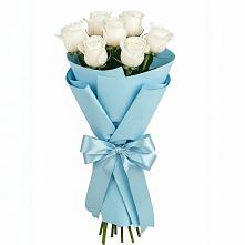 Букет 7 белых роз Проуд в Поселке дома отдыха Бекасово