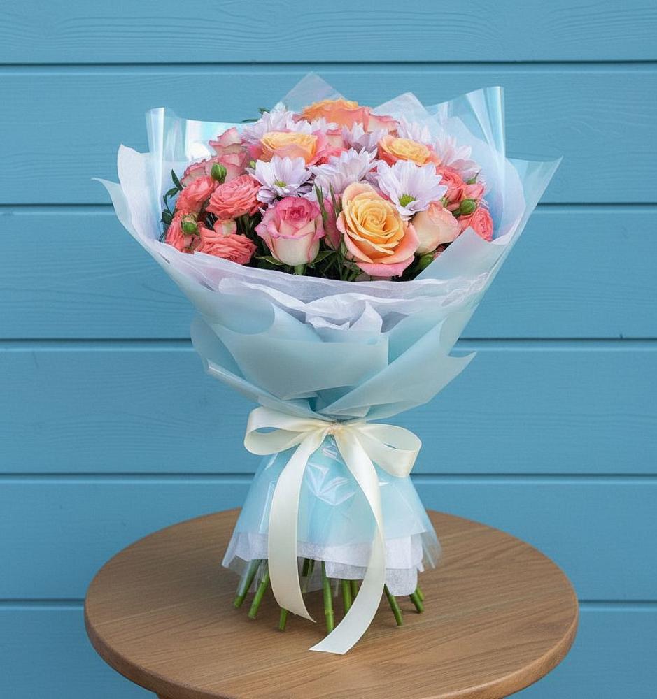 Букет цветов из: Хризантемы и Розы в Поселке дома отдыха Бекасово