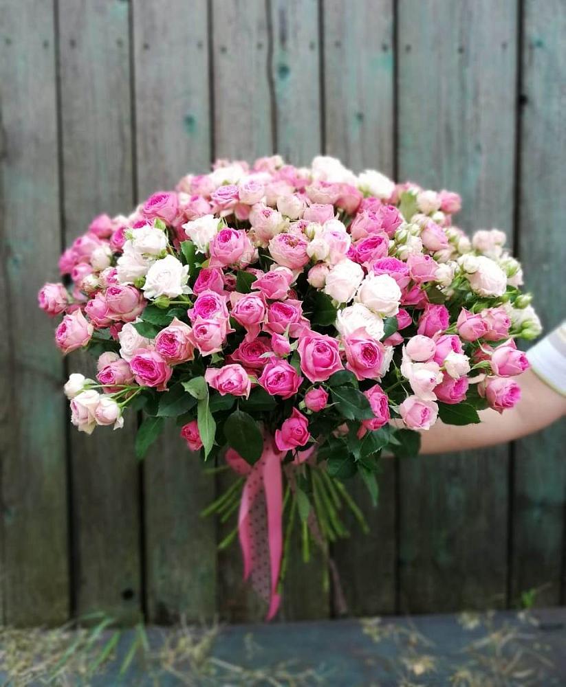 Букет Розовые кустовые розы Натали и Лав Лидия в Поселке дома отдыха Бекасово