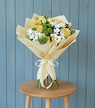 Букет цветов из:  Хризантемы и Розы #REPLACE_PRED# Поселке дома отдыха Бекасово