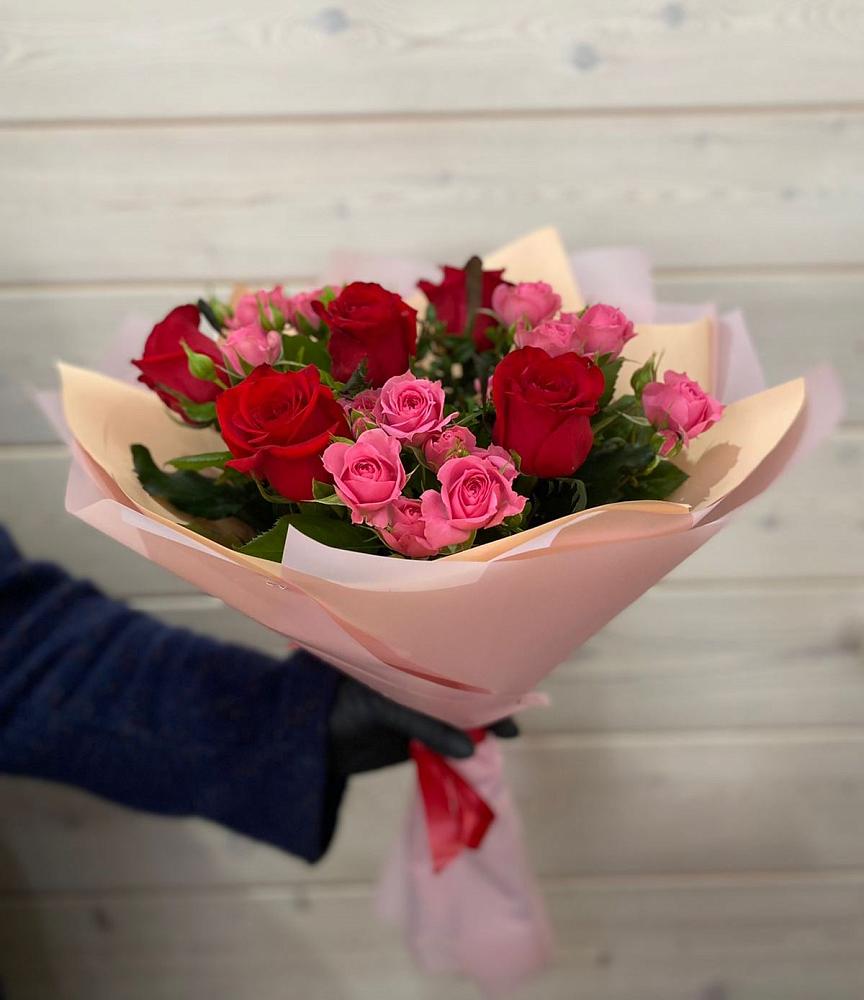 Букет цветов из: Розы в Поселке дома отдыха Бекасово
