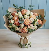 Букет цветов из:  Альстромерии и Розы в Поселке дома отдыха Бекасово